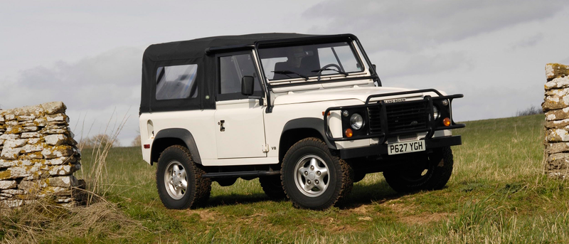 Illustration for article titled Is There Actually Room For A New Land Rover Defender In America?